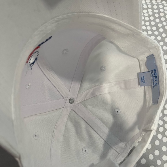 Never Worn Philadelphia 76ers White Hat with Adjustable back - Picture 4 of 5